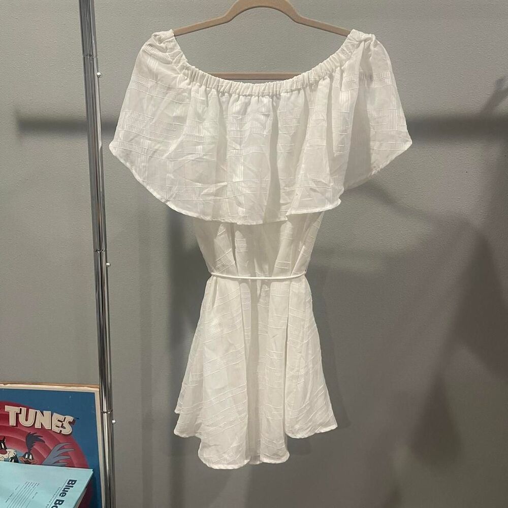 Finders keepers Women's White Dress - Picture 4 of 5